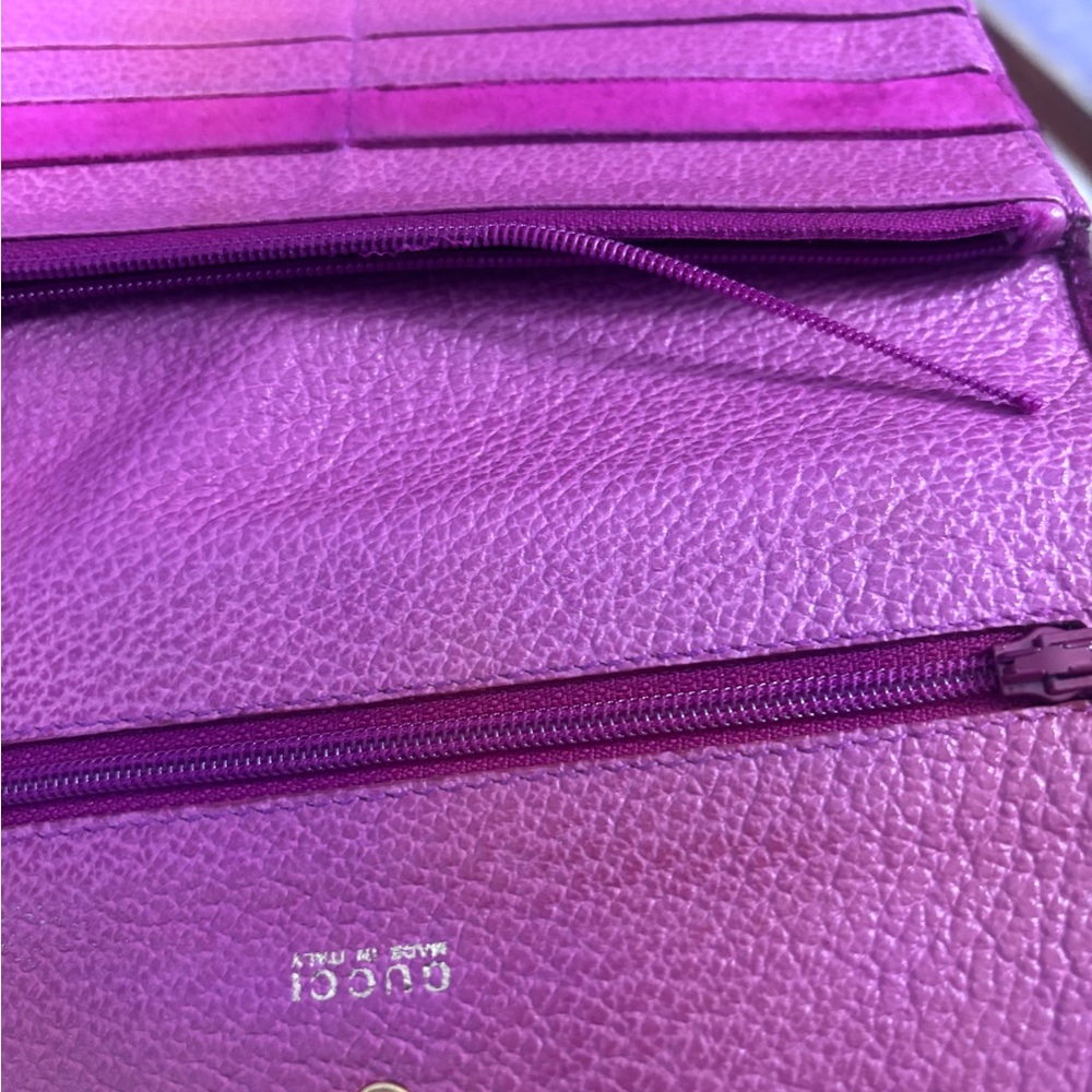 Gucci Fuchsia Leather Wallet - Picture 9 of 9